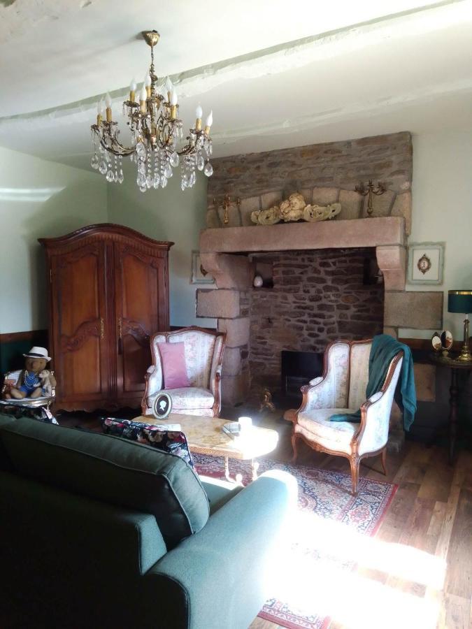 La Menardiere Serenitatis Chambre D'Hotes Petit Dejeuner Compris Corseul Exteriör bild