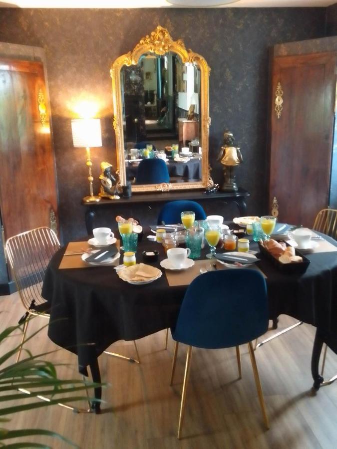 La Menardiere Serenitatis Chambre D'Hotes Petit Dejeuner Compris Corseul Exteriör bild